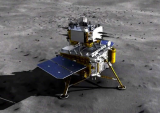  中国嫦娥五号返回器携带月球样品安全着陆