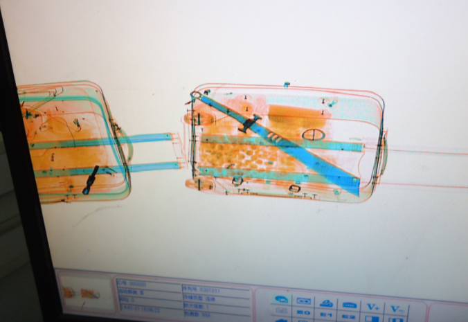 你知道你在过安检时，有多少隐私被看光了吗?