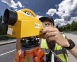 未来圆形对撞机的毫米级精度