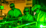 伯克利实验室光学创新可以平息高功率激光器的抖动