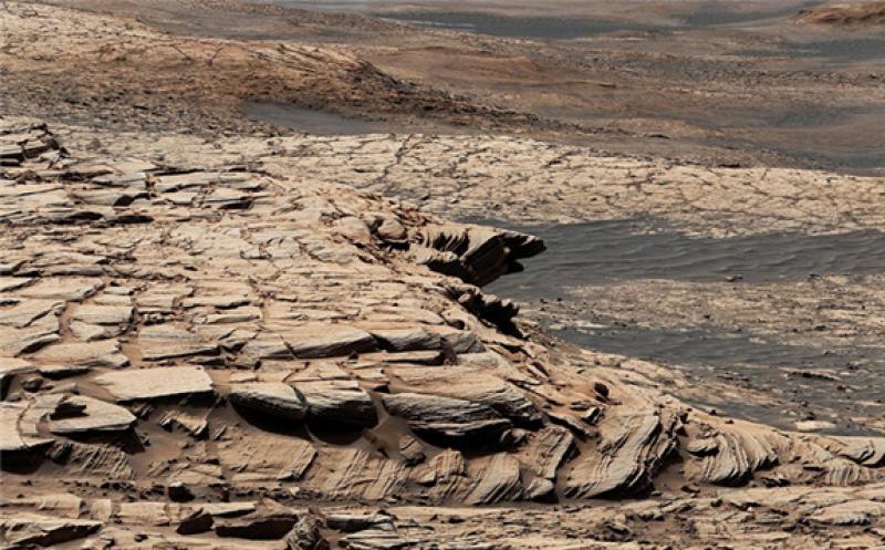 好奇号火星探测器在岩床中发现强烈的碳特征-可能表明生物活动