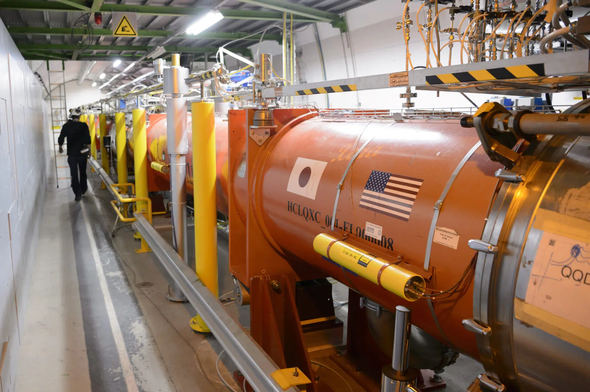 大型强子对撞机粉碎原子欧洲核子研究中心实验室加强对俄罗斯的措施