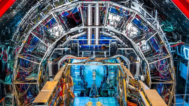宇宙奥秘：寻找暗物质——欧洲大型强子对撞机再启动