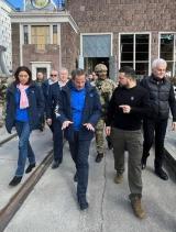 国际原子能机构格罗西在乌克兰重新评估核安全