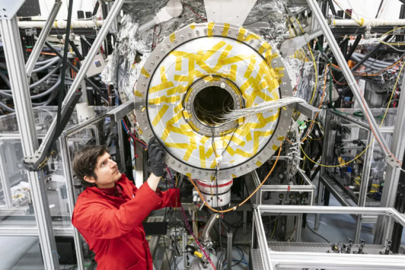 彭博社报道：杰夫·贝索斯支持的核聚变公司General Fusion筹集 1500 万美元用于演示