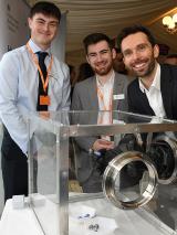 英国国家核实验室举办活动 议员亲身体验核技术未来