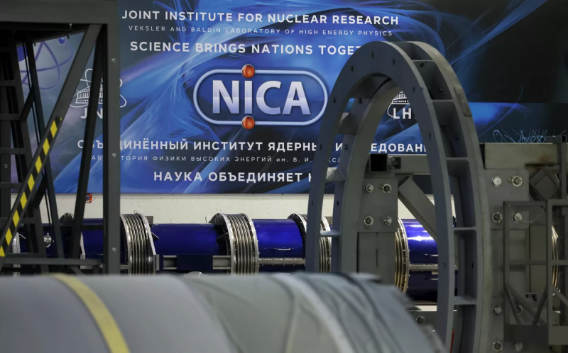 NICA对撞机西半球组装完成并启动冷却