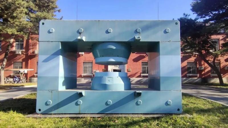 器以载道丨“一堆一器”：中国核工业从这里走向未来