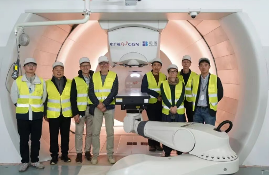 2025年ESTRO粒子治疗高级培训班专家走进中广核技核医疗产业基地