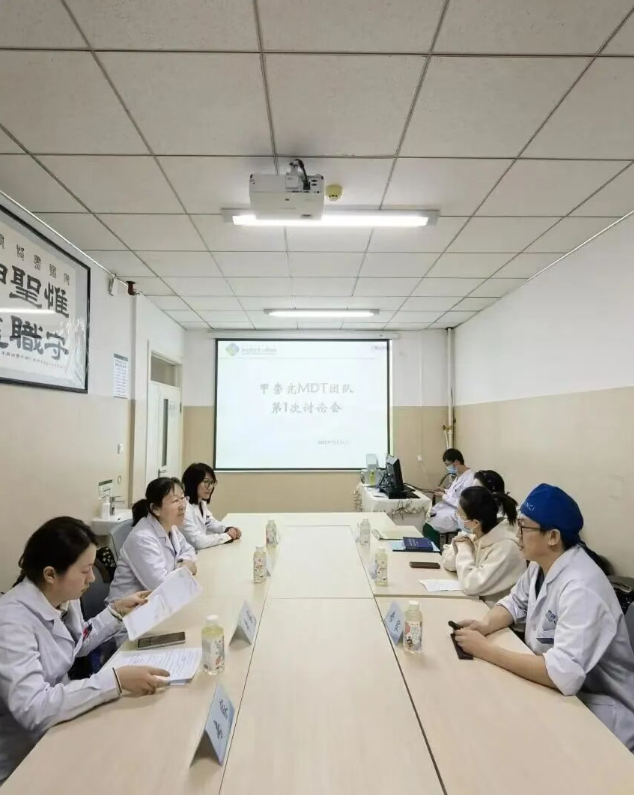 呼伦贝尔市人民医院核医学科辅助普外一科手术治疗甲状旁腺功能亢进症