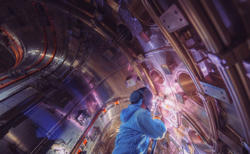 中央政治局集体学习定调未来产业 可控核聚变成创新突破关键领域