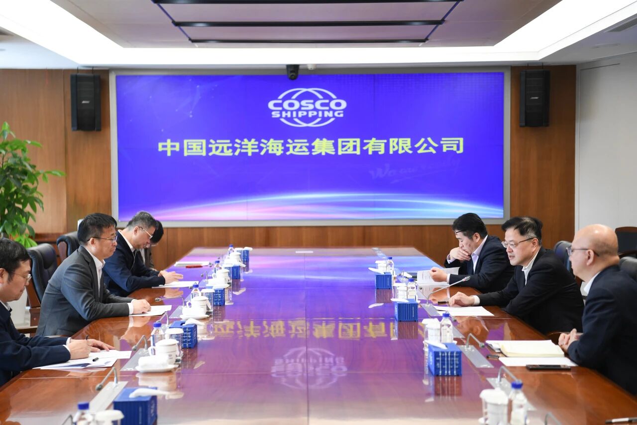 中国核建公司党委书记、董事长尹卫平一行拜访中国远洋海运集团