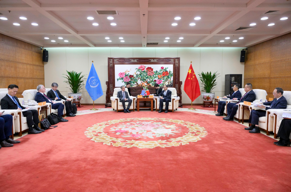 单忠德会见国际原子能机构总干事格罗西